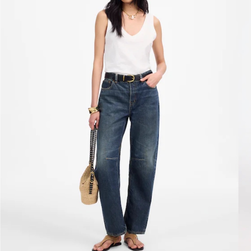 Madewell Darted Barrel Jean in Denver Wash